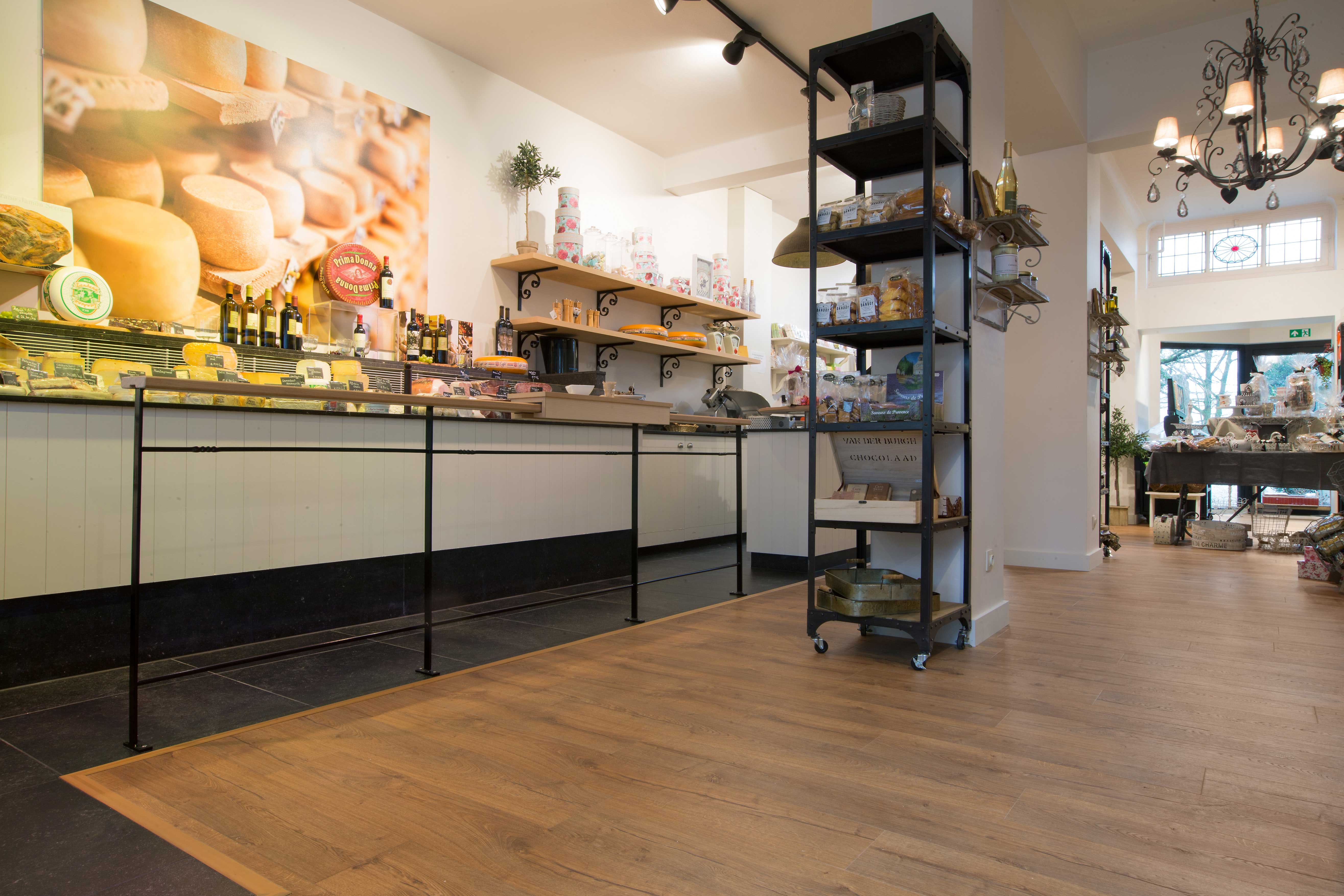 得高Quick-Step進口地板，尖端科技，無懼水漬 4